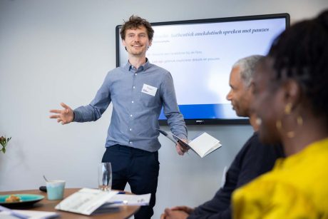 Iedereen kan leren spreken in het openbaar met een Spreektraining