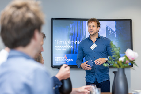 Cursus presenteren bij Spreektrainingen, ook bij de terugkomdag.